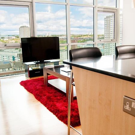 גלאזגו City Views Apartment City Centre Freeparking מראה חיצוני תמונה