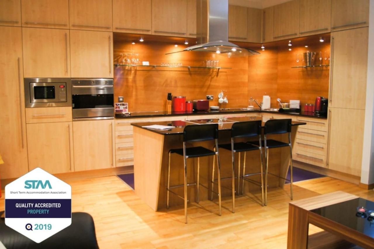 גלאזגו City Views Apartment City Centre Freeparking מראה חיצוני תמונה
