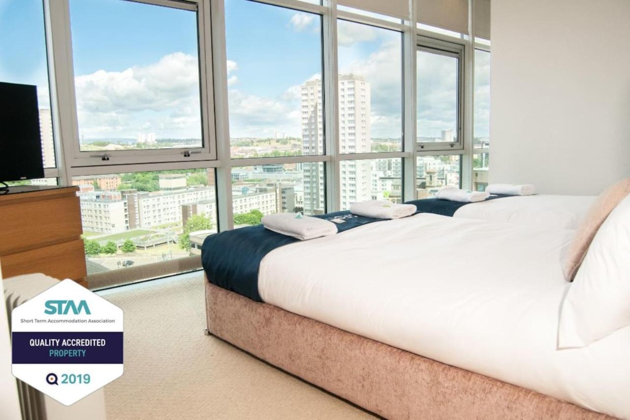 גלאזגו City Views Apartment City Centre Freeparking מראה חיצוני תמונה