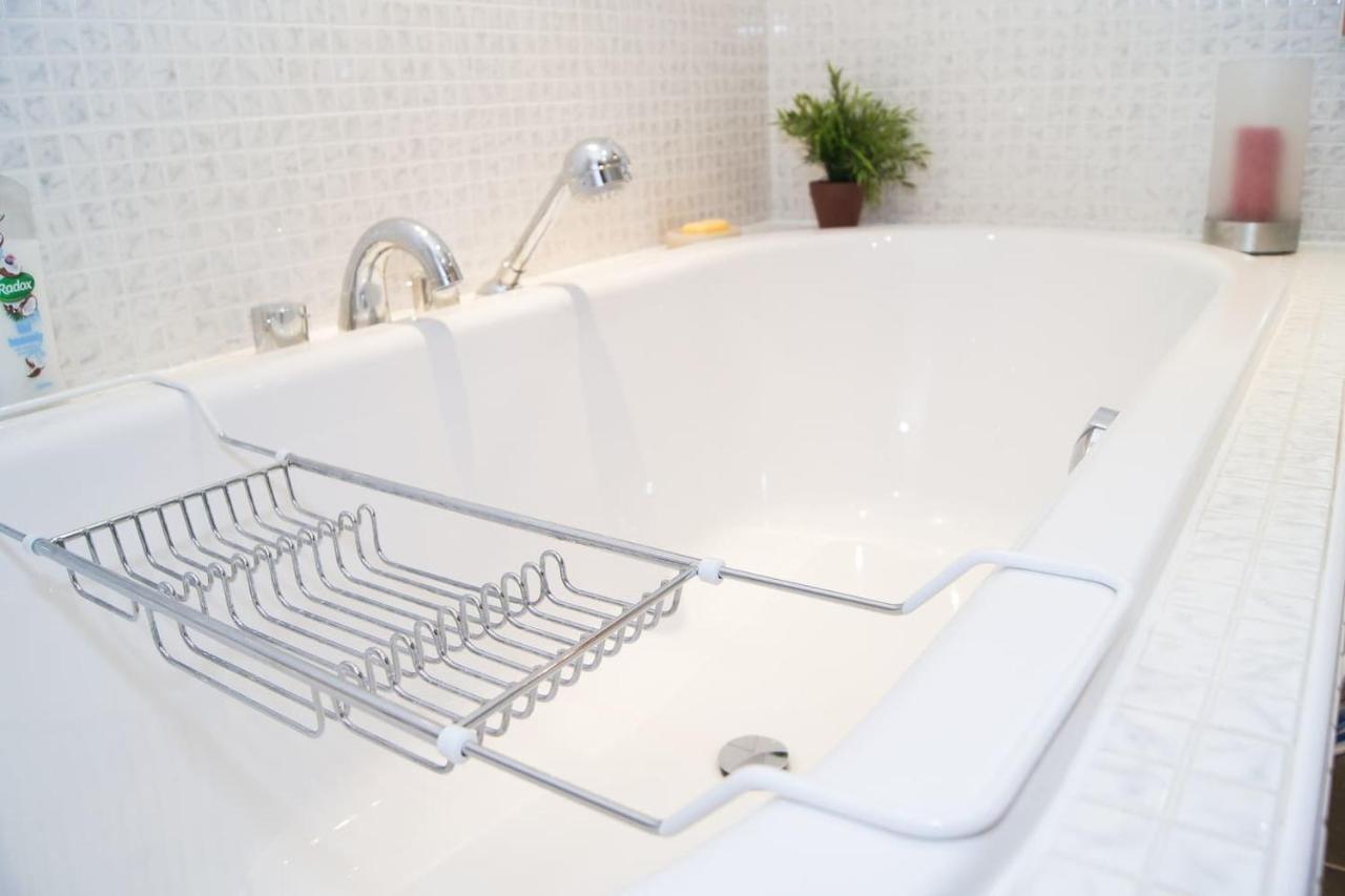 גלאזגו City Views Apartment City Centre Freeparking מראה חיצוני תמונה